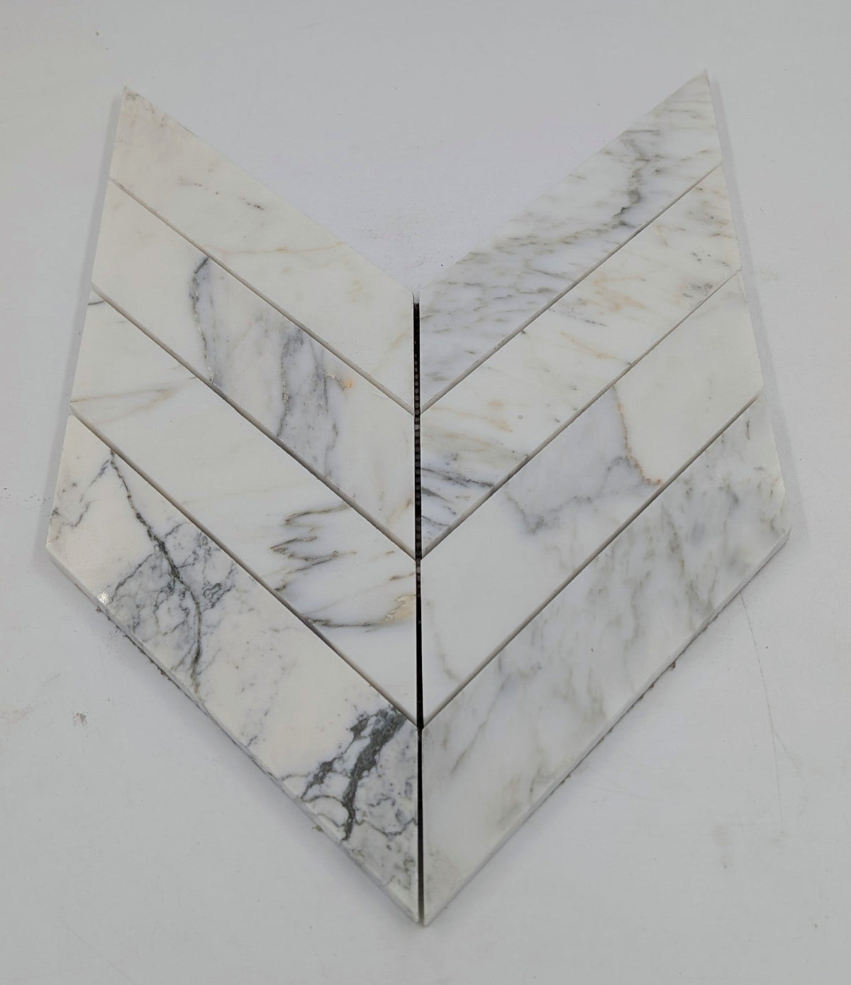 2x8 Calacatta Gold ( LARGE ) Chevron Marble Mosaic Tile