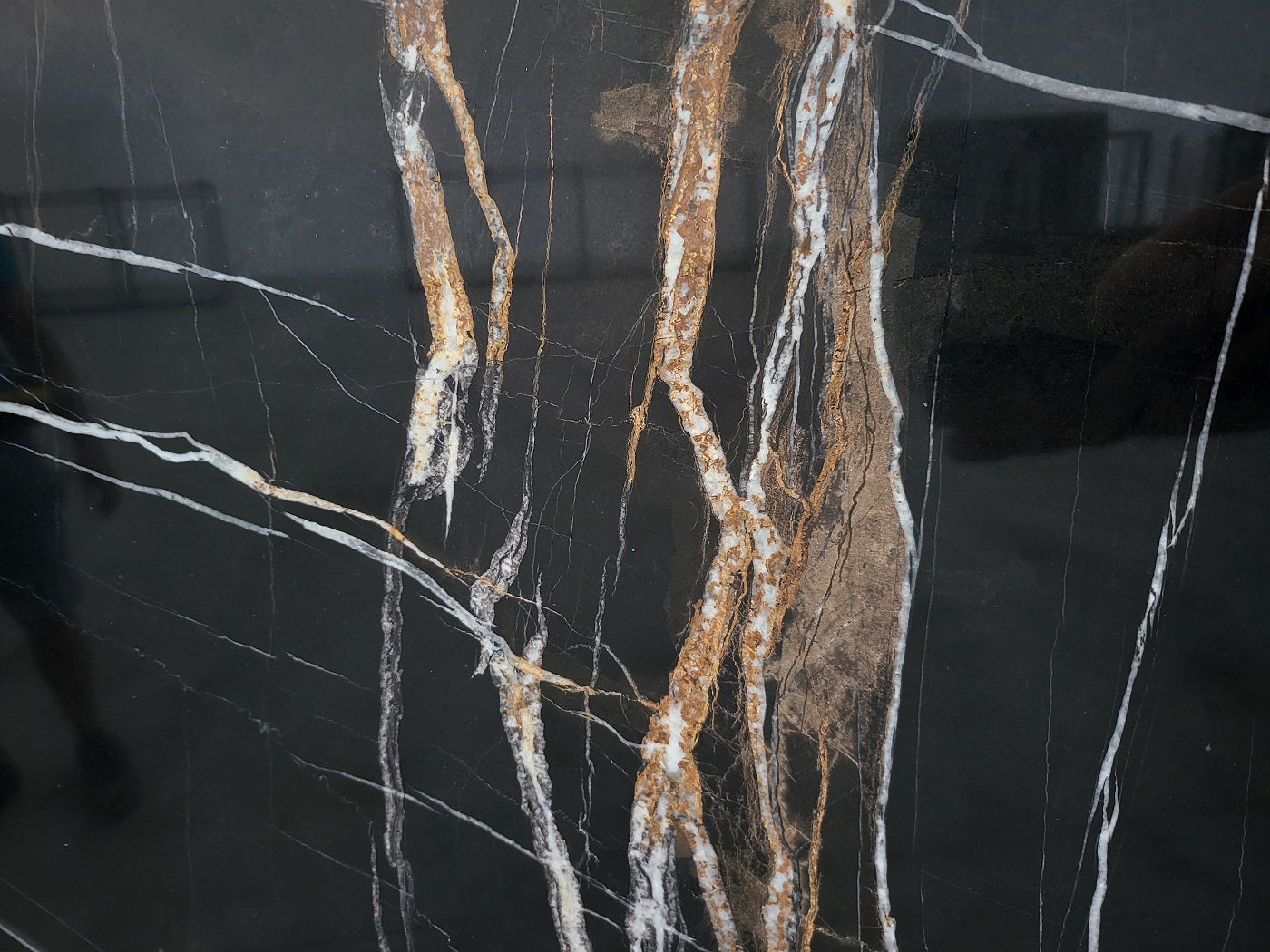 SAHARA NOIR 2CM MARBLE