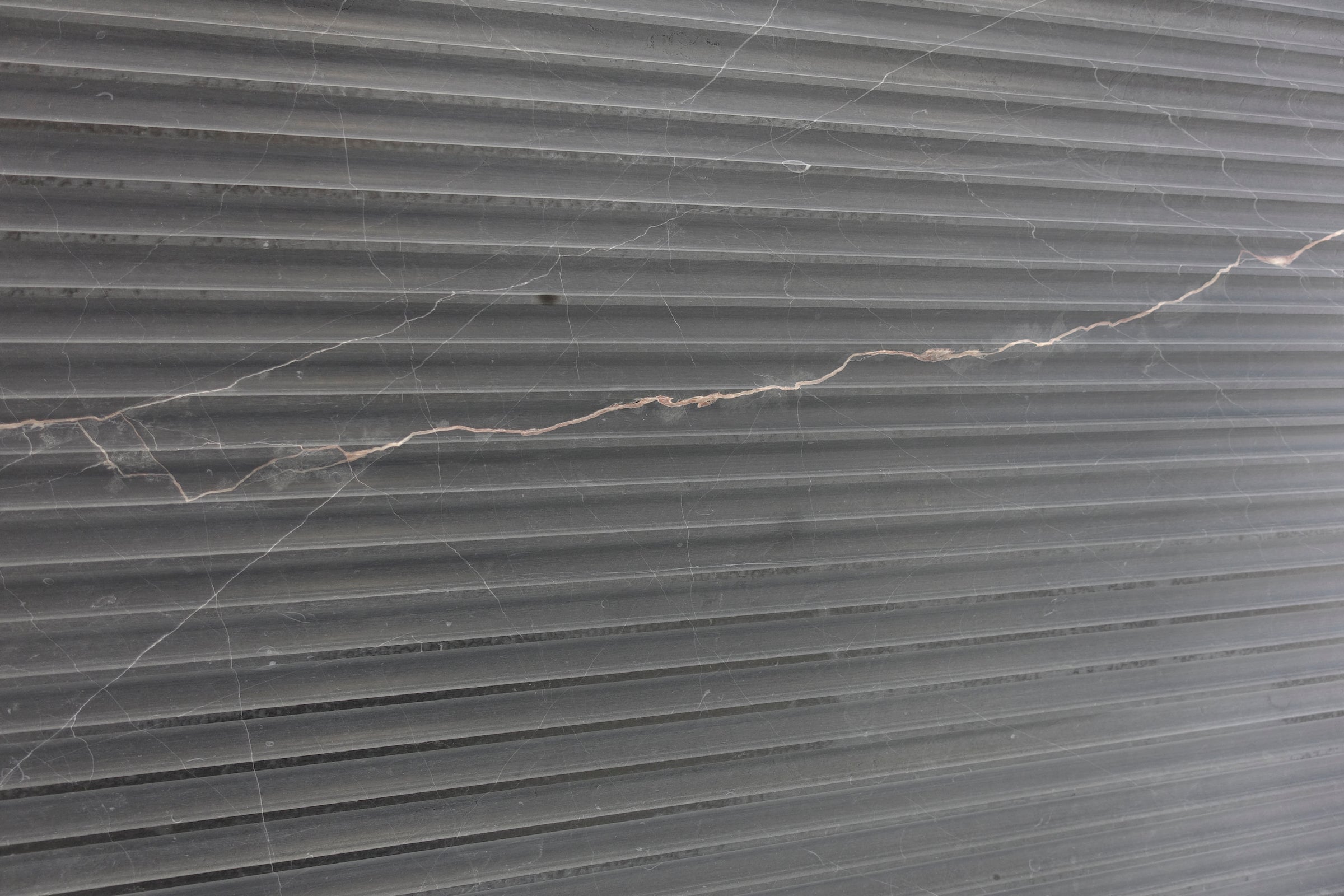 SAN LORENZO 2CM FLUTED MARBLE