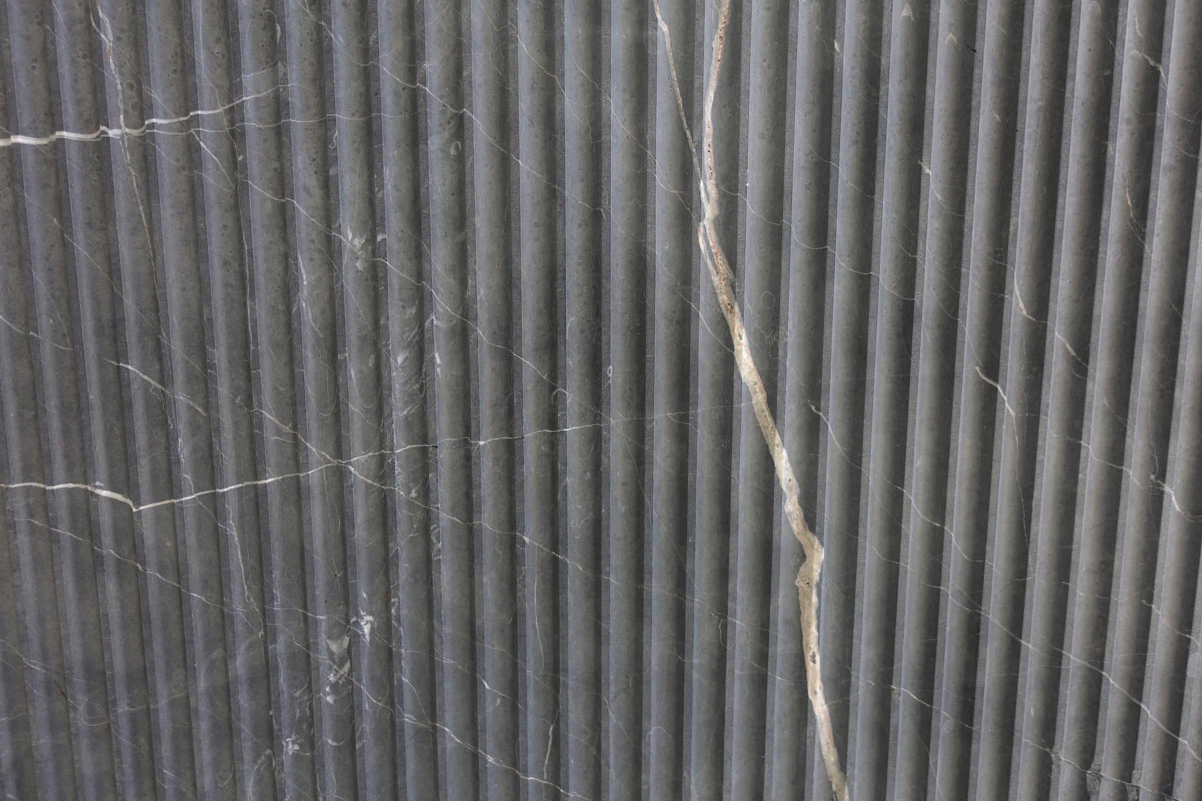 SAN LORENZO 2CM FLUTED MARBLE