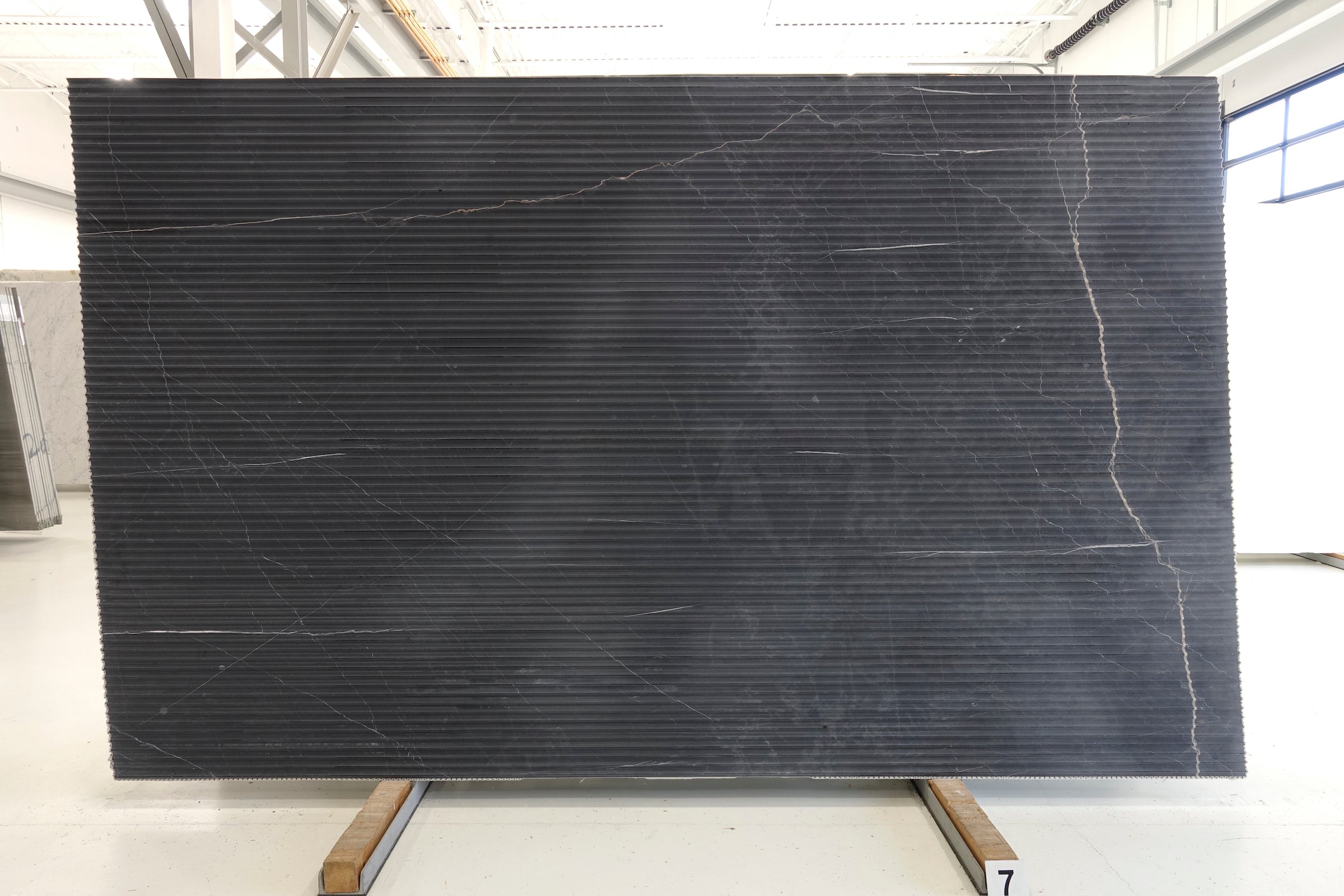 SAN LORENZO 2CM FLUTED MARBLE