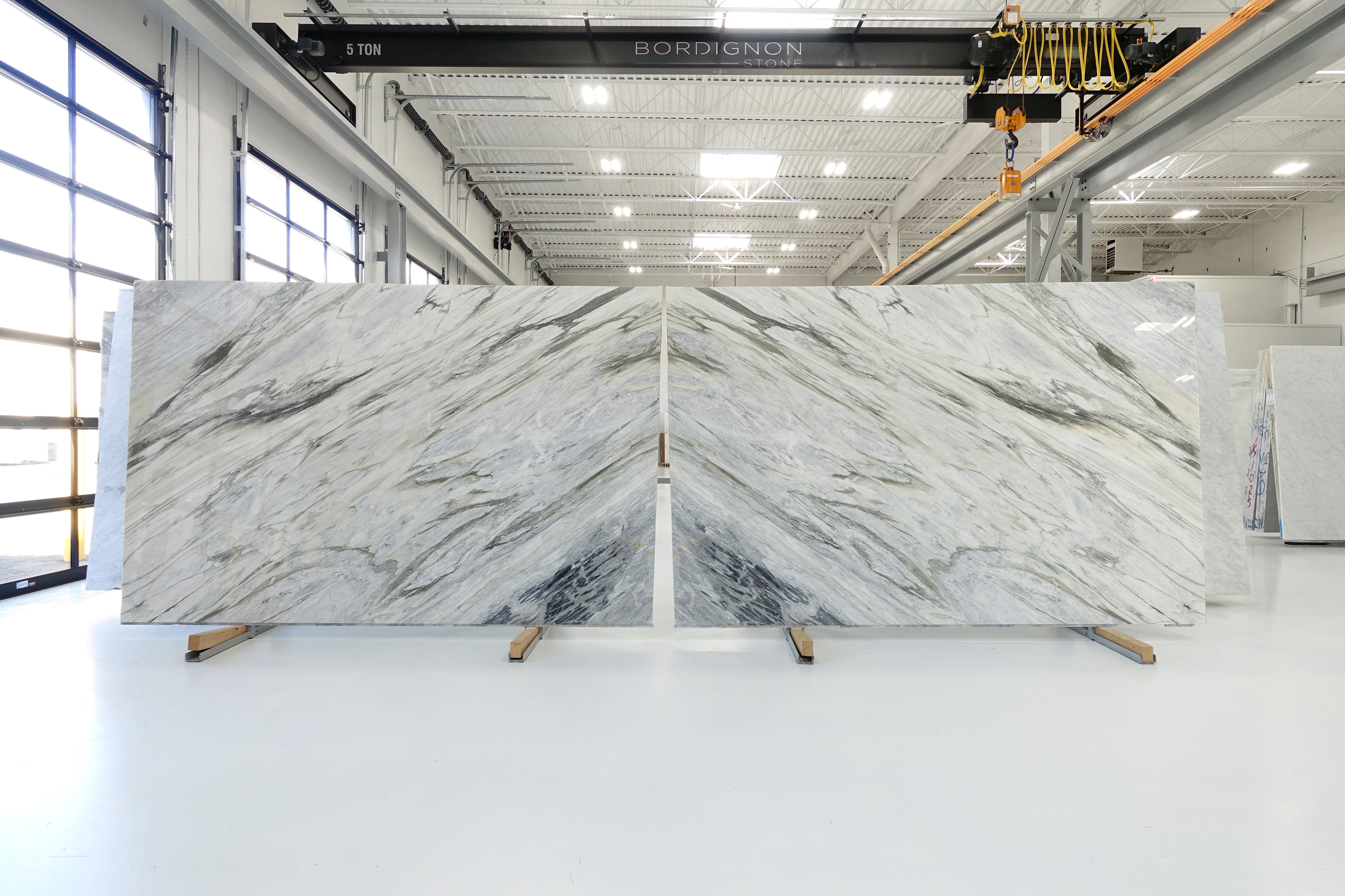 CALACATTA BLUETTE 2CM MARBLE