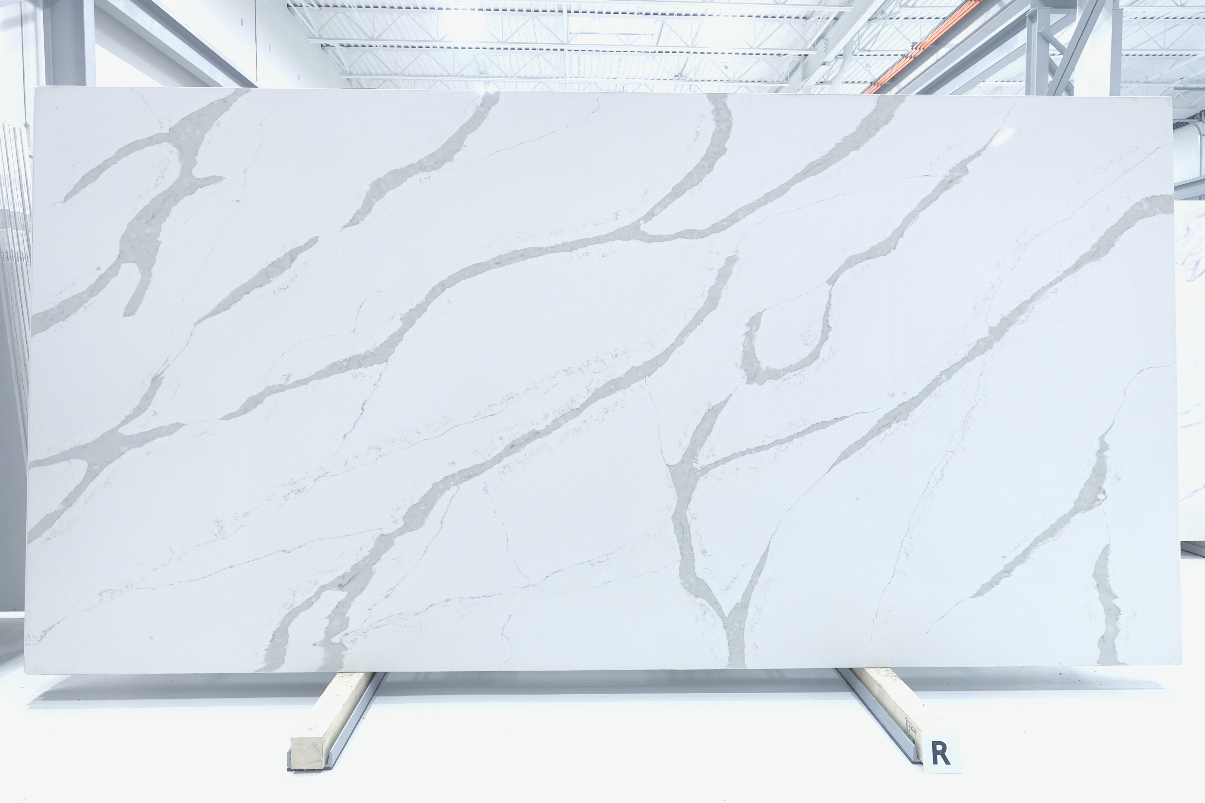 LIDO QUARTZ CALACATTA LQ508 | Discontinued