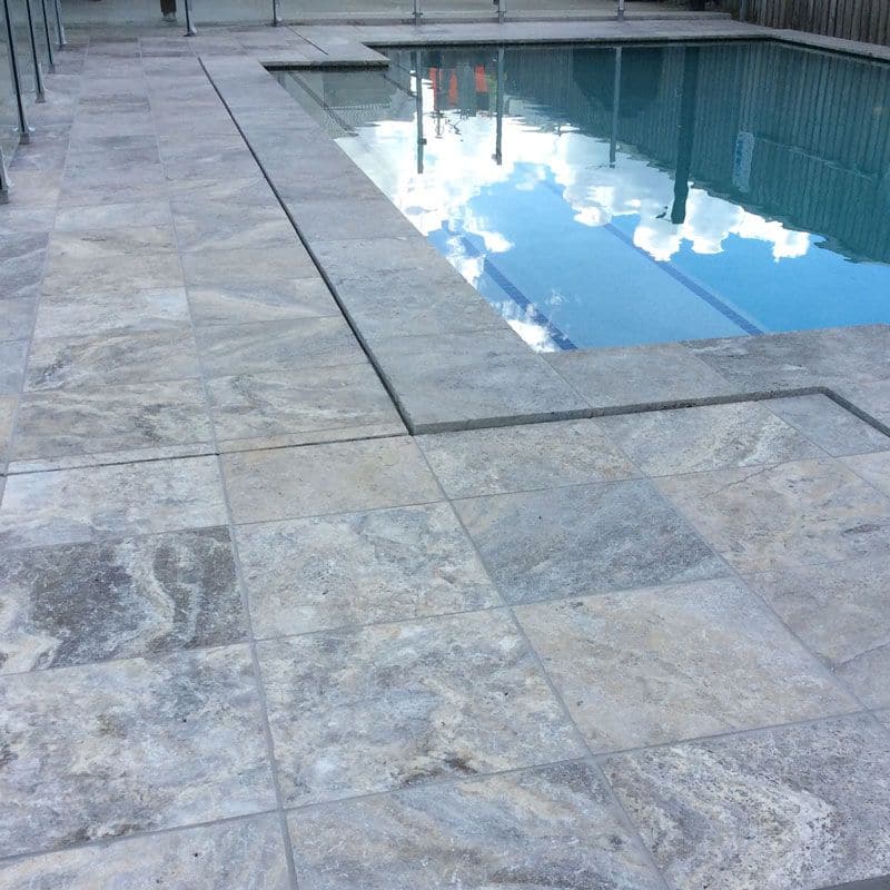 Silver Travertine 3 cm 12x12 Tumbled Paver